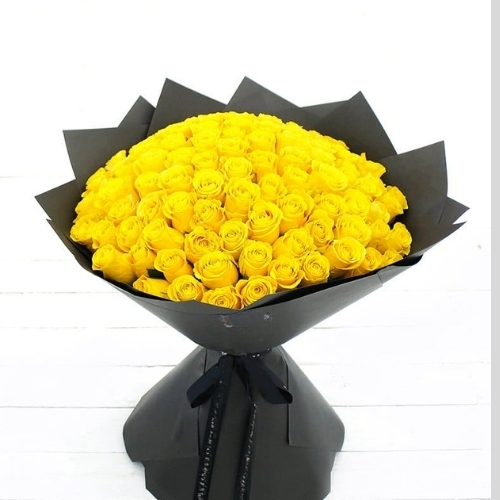 100 Yellow rose bouquet 