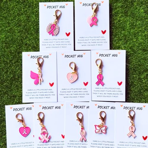 Pocket Hug Think Pink