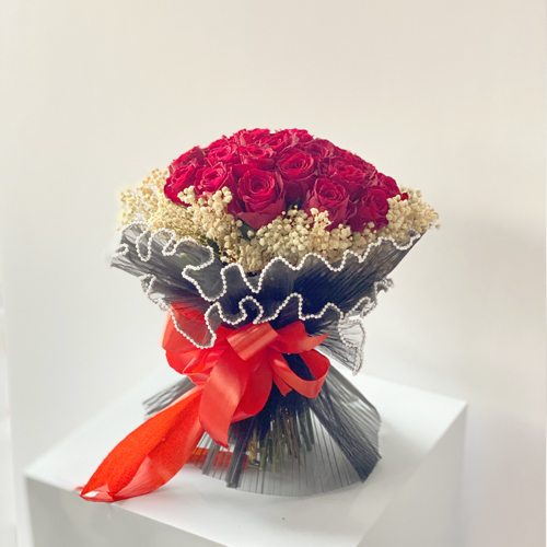 30 Red roses bouquet